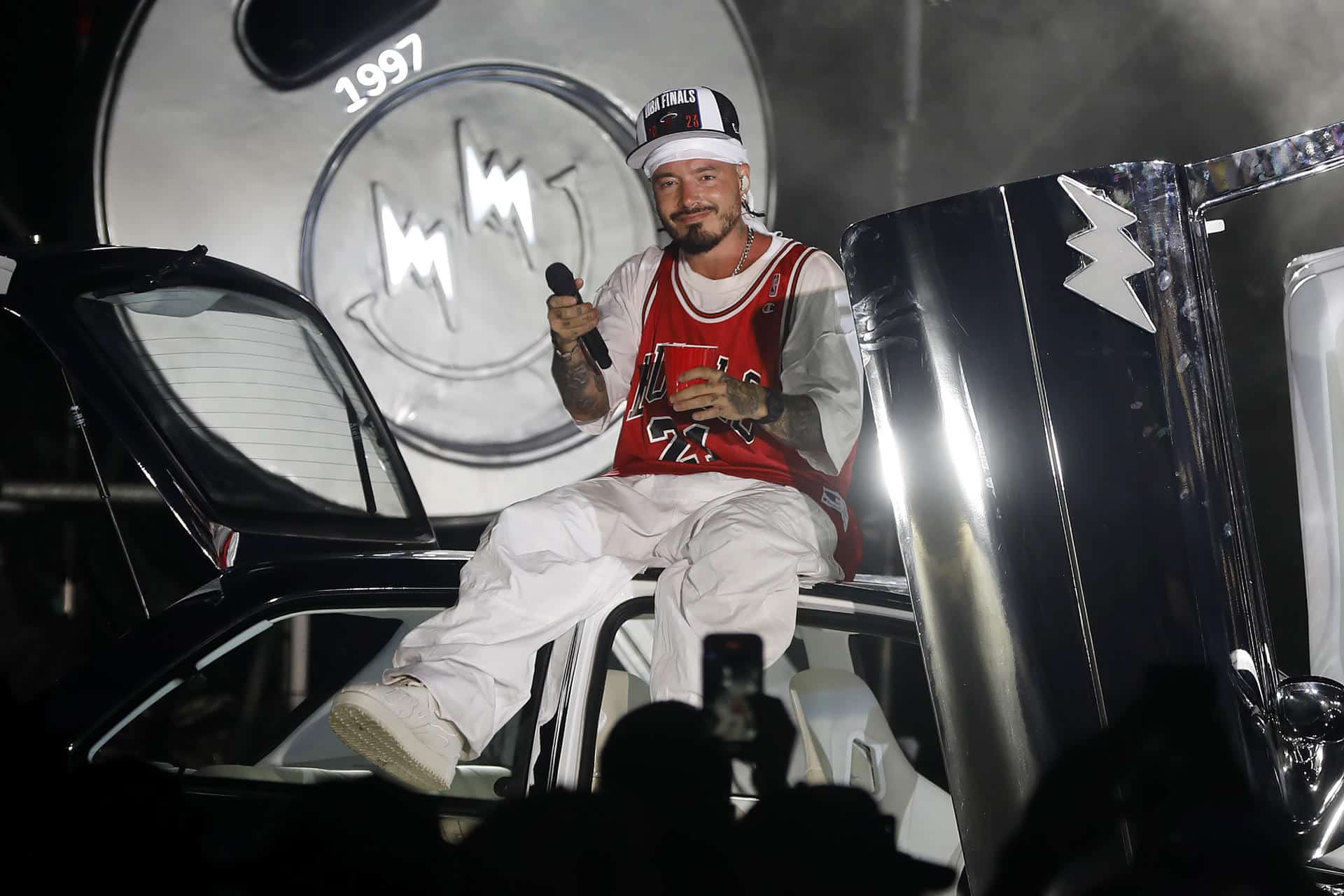 Fotografía del cantante colombiano J Balvin. EFE/Luis Eduardo Noriega Arboleda