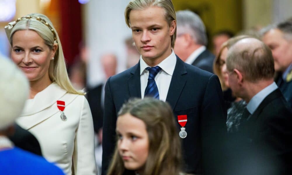 Imagen de archivo de la princesa Mette-Marit de Noruega y su hijo Marius Borg Høiby. EFE/EPA/VEGARD WIVESTAD GROTT NORWAY OUT[NORWAY OUT]