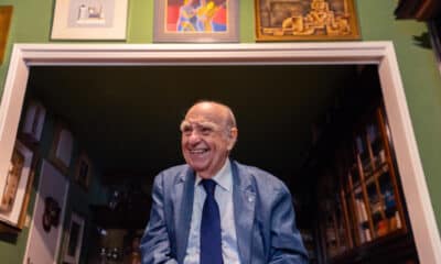 El expresidente de Uruguay, Julio María Sanguinetti (19895-1990 y 1995-2000), habla durante una entrevista con EFE el pasado miércoles en Montevideo (Uruguay). . EFE/Sofia Torres