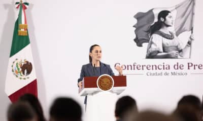 La presidenta de México, Claudia Sheinbaum, participa durante su conferencia de prensa matutina este martes en Palacio Nacional en la Ciudad de México (México). EFE/José Méndez