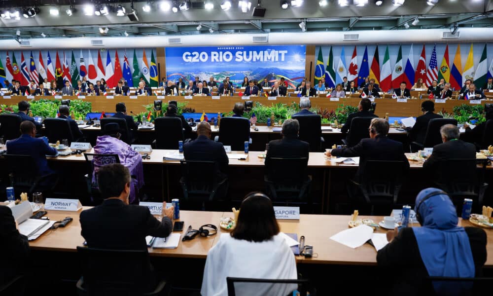 Jefes de Estado participan durante la apertura de la Cumbre del G20 que comenzó este lunes en Río de Janeiro (Brasil). EFE/ Antonio Lacerda