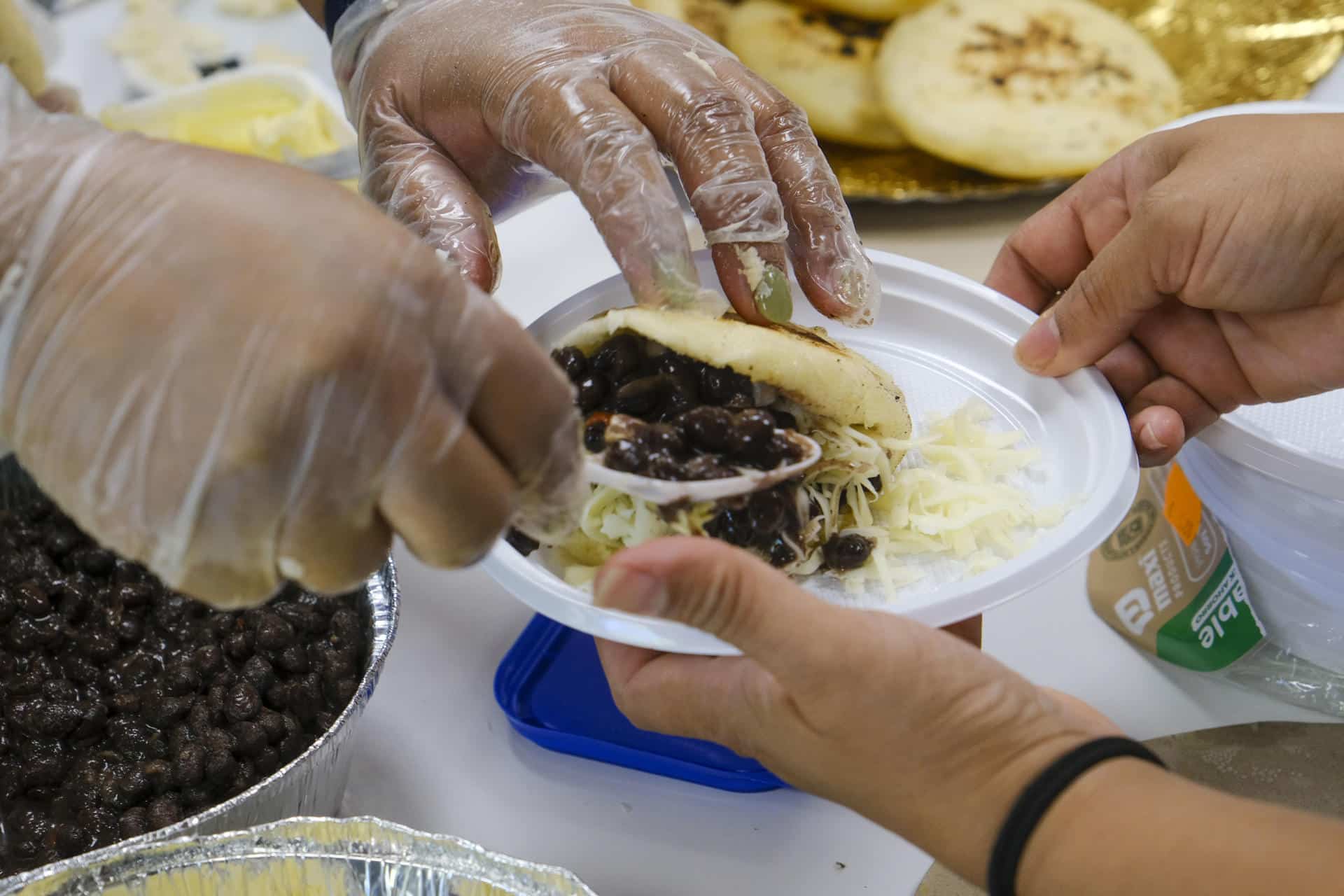 Fotografía de archivo en donde se observa una arepa venezolana. EFE/ Fernando Sanz