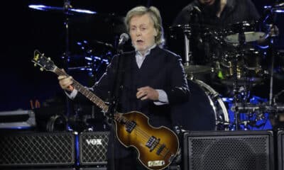 El cantante británico Paul McCartney en el estadio El Campín, en Bogotá, Colombia, el 1 de noviembre de 2024. EFE/ Carlos Ortega / USO EDITORIAL SOLAMENTE/ NO A LA VENTA/ SOLAMENTE DISPONIBLE PARA ILUSTRAR LA NOTICIA ADJUNTA (CRÉDITO OBLIGATORIO)