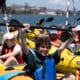 Fotografía cedida por el grupo climático Rising Tide de personas en kayaks participando de una protesta, este viernes, en el puerto de Newcastle (Australia). Centenares de manifestantes comenzaron a congregarse este viernes en el puerto de Newcastle, la mayor terminal marítima de carbón del mundo al sureste de Australia, con la intención de bloquearlo y exigir el fin del uso de combustibles fósiles en el país. EFE/ Rising Tide SOLO USO EDITORIAL/SOLO DISPONIBLE PARA ILUSTRAR LA NOTICIA QUE ACOMPAÑA (CRÉDITO OBLIGATORIO)