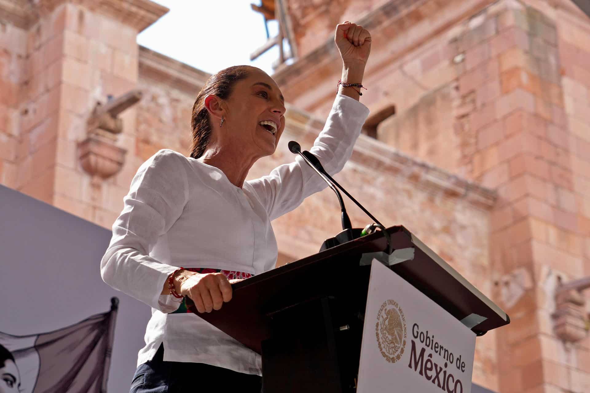 Fotografía cedida este domingo cortesía de la Presidencia de México, de la presidenta de México, Claudia Sheinbaum, durante una gira de trabajo en el estado de Zacatecas (México). EFE/Presidencia de México/SOLO USO EDITORIAL/SOLO DISPONIBLE PARA ILUSTRAR LA NOTICIA QUE ACOMPAÑA(CRÉDITO OBLIGATORIO)