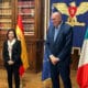 La ministra de Defensa, Margarita Robles (i), se reúne con su homólogo italiano, Guido Crosetto (i), este viernes en Roma. Robles y Crosetto coincidieron con que es "necesario" mantener la misión de paz de Naciones Unidas en el Líbano (FINUL). EFE/ Ministro de Defensa / ***SOLO USO EDITORIAL/SOLO DISPONIBLE PARA ILUSTRAR LA NOTICIA QUE ACOMPAÑA (CRÉDITO OBLIGATORIO)***