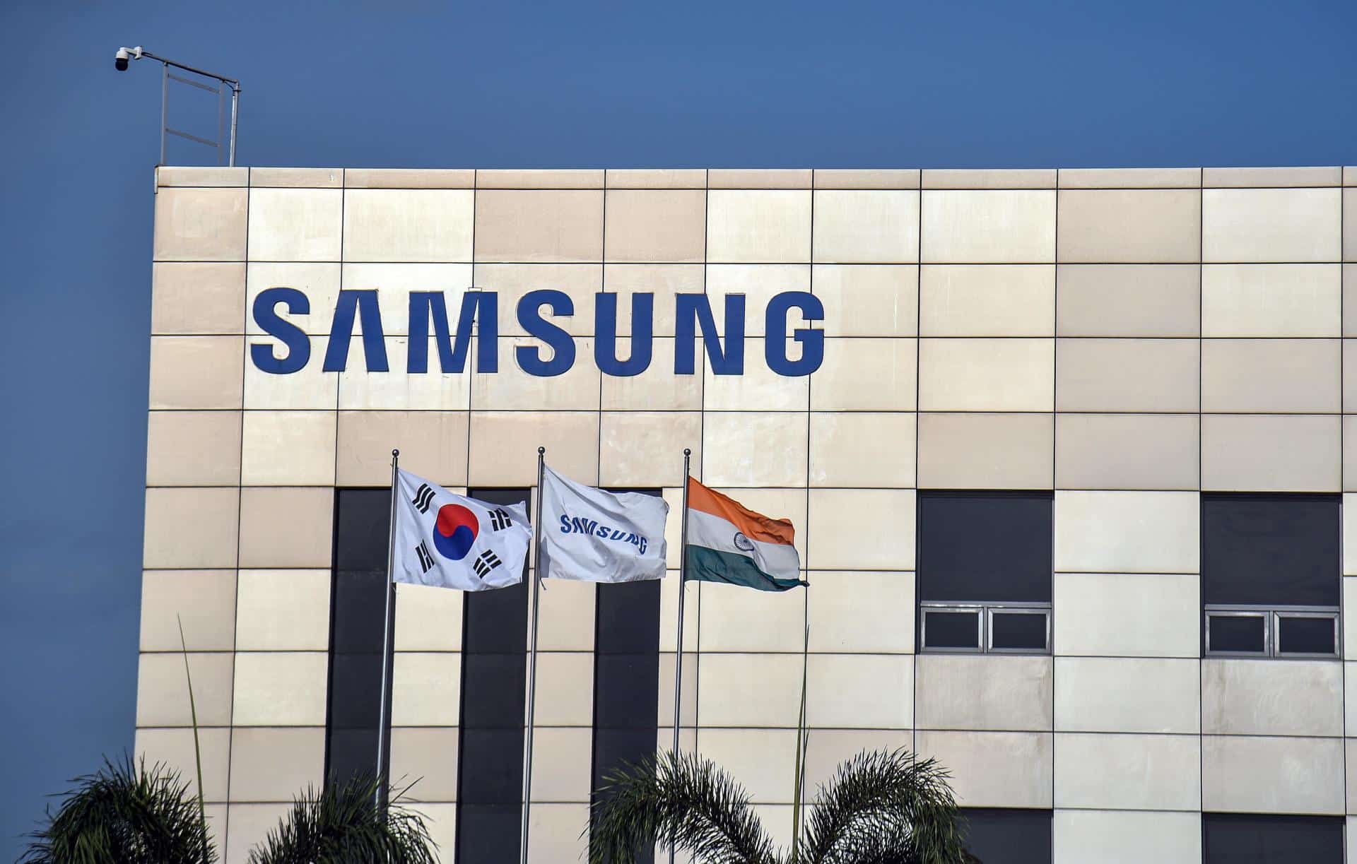 Foto de archivo que muestra la vista de una de las plantas de la tecnológica coreana Samsung en cerca a Chennai, en el sur de India. EFE/EPA/RAGUL KRUSHAN