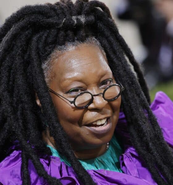 Foto de archivo de la actriz y presentadora televisiva Whoopi Goldberg, que prepara el lanzamiento global de un canal de televisión centrado exclusivamente en deporte femenino. EFE/EPA/JUSTIN LANE
EE.UU. GALA MET NUEVA YORK: Nueva York (Estados Unidos), 13/09/2021. - Whoopi Goldberg posa en la alfombra roja para la Gala Met 2021, en el Metropolitan Museum of Art’s Costume Institute, en Nueva York. EFE/JUSTIN LANE