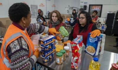 Los indocumentados se preparan para lo peor