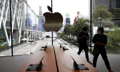 Fotografía de archivo de una tienda de Apple en Bangkok. EFE/EPA/RUNGROJ YONGRIT