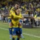 El jugador de la Unión Deportiva Las Palmas Sandro celebra su gol ante el Espanyol durante el partido de la jornada 18 de LaLiga EA Sports que ambos equipos disputaron este domingo en el Estadio de Gran Canaria en Las Palmas de Gran Canaria. EFE/ Quique Curbelo