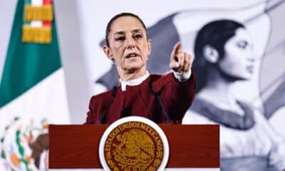 La presidenta de México, Claudia Sheinbaum, reacciona durante una rueda de prensa este miércoles, en Palacio Nacional en Ciudad de México (México). EFE/Sáshenka Gutiérrez