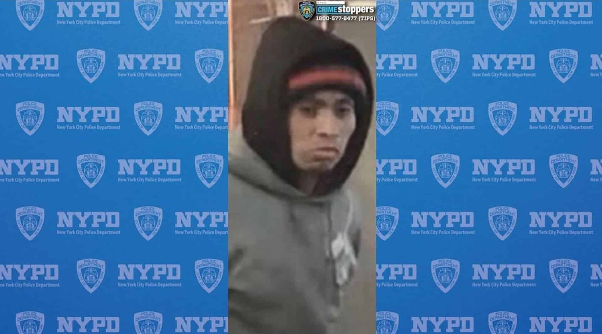 Fotografía difundida por New York Police Department del presunto atacante de una mujer este domingo, en Nueva York (Estados Unidos). EFE/ New York Police Department