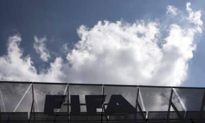 Vista del logotipo de la FIFA en foto de archivo de ENNIO LEANZA. EFE