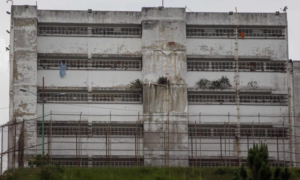 Fotografía de archivo del edificio de la cárcel Ramo Verde en Los Teques (Venezuela). EFE/Miguel Gutiérrez