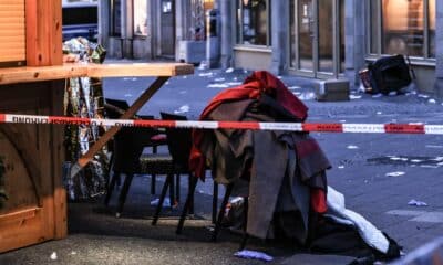 Imagen del cordón policial tras el atropello masivo que causó al menos cuatro muertos y 200 heridos en un mercadillo navideño en Magdeburgo. (Alemania, Magdeburgo) EFE/EPA/FILIP SINGER