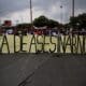 Fotografía de archivo de una manifestación exigiendo justicia por la masacre de cinco menores de edad en agosto de 2020, en Cali, principal ciudad del suroeste de Colombia. EFE/ Ernesto Guzmán Jr.