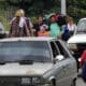 Foto de archivo de migrantes venezolanos que caminan por el puente Simón Bolívar, el 18 de julio de 2024, en Villa del Rosario (Colombia). EFE/ Mario Caicedo