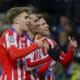 Pablo Barrios, Griezmann y Giuliano celebran un gol en una foto de archivo. EFE / Juanjo Martín.