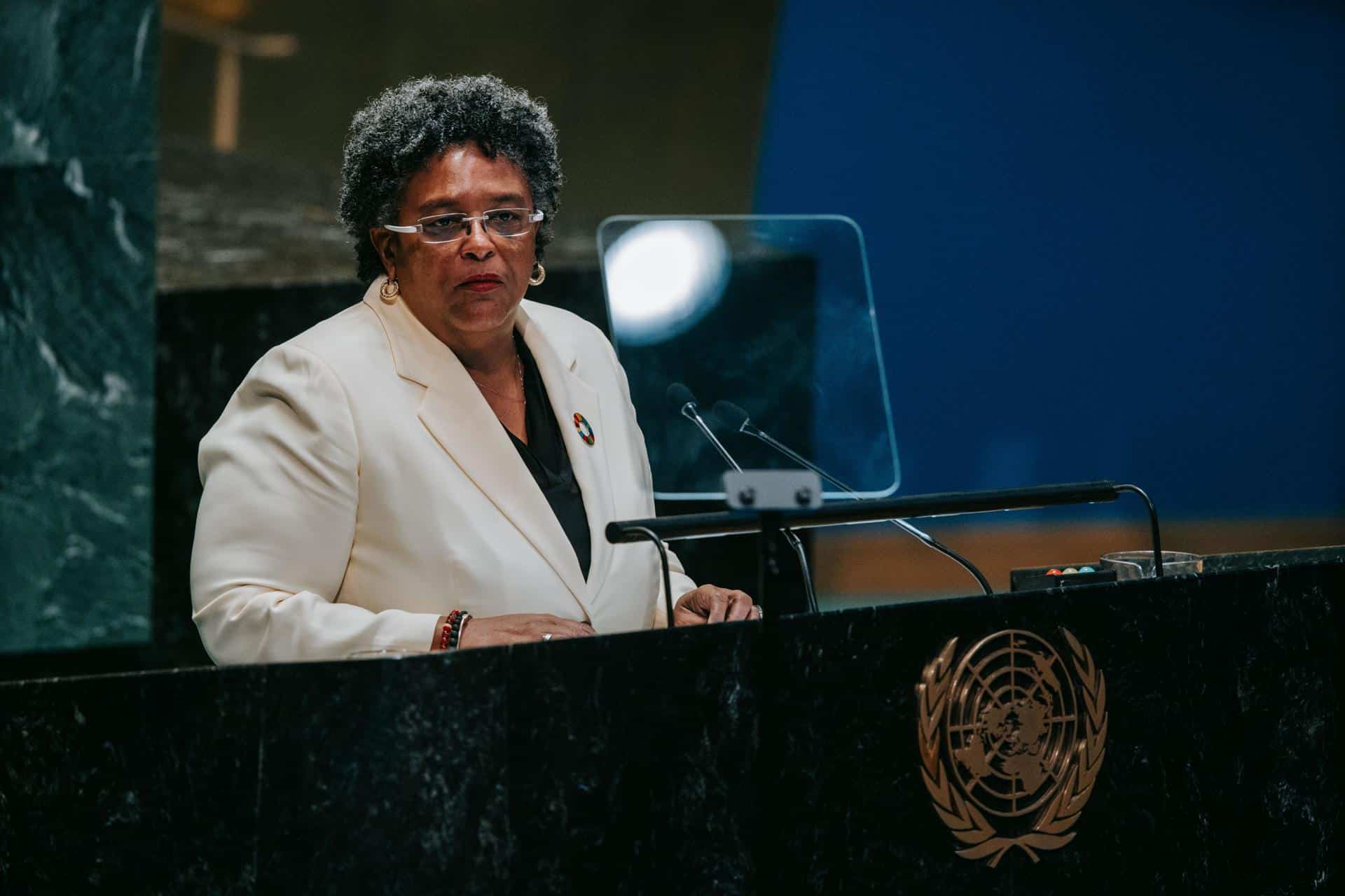 Fotografía de archivo en donde se ve a la primera ministra barbadense, Mia Mottley. EFE/OLGA FEDROVA