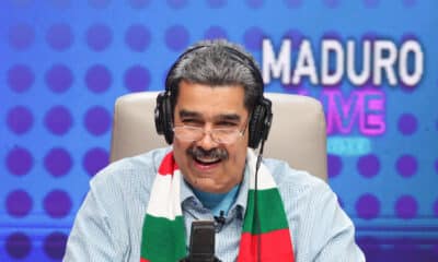 Fotografía cedida del presidente venezolano, Nicolás Maduro, participando en su programa de televisión 'Maduro Live De Repente' este 26 de diciembre de 2024, en Caracas (Venezuela). EFE/ Prensa Palacio de Miraflores