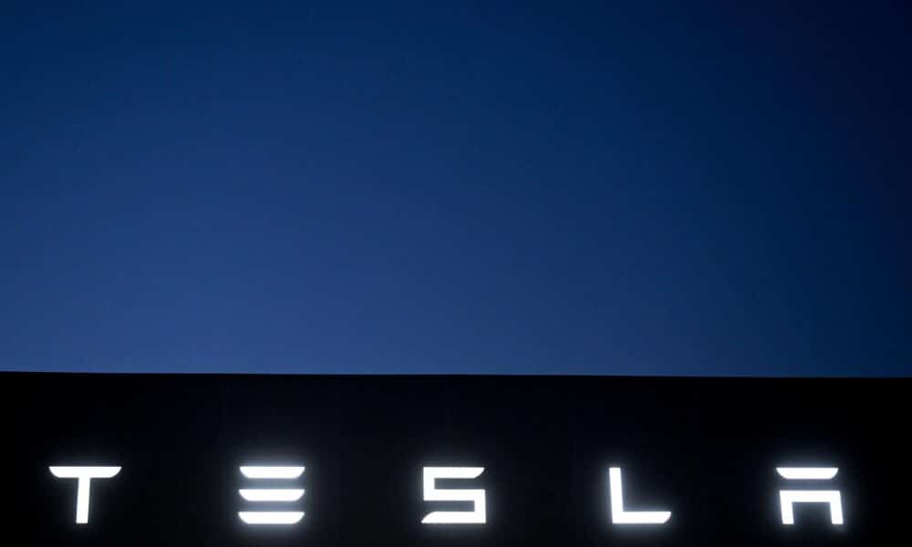 Imagen de archivo del logotipo de Tesla. EFE/EPA/Filip Singer