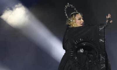 Foto de archivo de la cantante Madonna en un concierto gratuito en Mayo de 2025 en la playa de Copacabana en Río de Janeiro (Brasil). EFE/ André Coelho