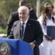 El presidente de Panamá, José Raúl Mulino, habla en la ceremonia conmemorativa por los 25 años de la transferencia del Canal de Panamá este martes, en el edificio de la Administración del Canal en la Ciudad de Panamá (Panamá). EFE/ Eliécer Aizprúa Banfield