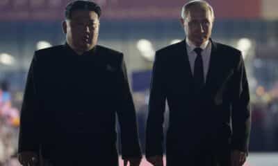 Fotografía del 19 de junio de 2024 de un encuentro en Pionyang entre el líder norcoreano, Kim Jong-un, y el presidente ruso, Vladímir Putin. EFE/EPA/GAVRIIL GRIGOROV / SPUTNIK / KREMLIN POOL MANDATORY CREDIT