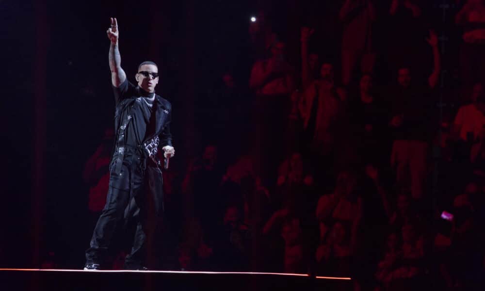 Imagen de archivo de  Daddy Yankee, quien se presenta en su concierto "La Meta" en el Coliseo Jose Miguel Agrelot en San Juan (Puerto Rico). EFE/Thais Llorca