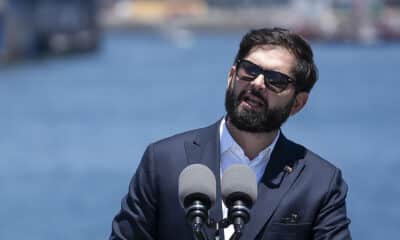 Fotografía de archivo del pasado 21 de diciembre dell presidente de Chile, Gabriel Boric, durante un acto oficial en Valparaíso (Chile). EFE/ Adriana Thomasa