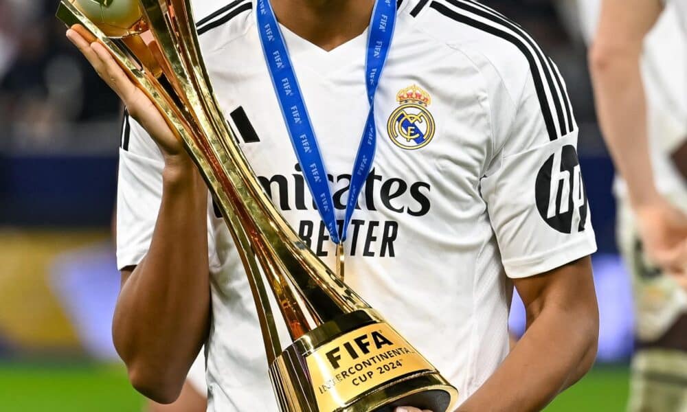 Kylian Mbappe tras la final de la Copa Intercontinental que han jugado Real Madrid CF y CF Pachuca en Lusail, Catar.) EFE/EPA/NOUSHAD THEKKAYIL