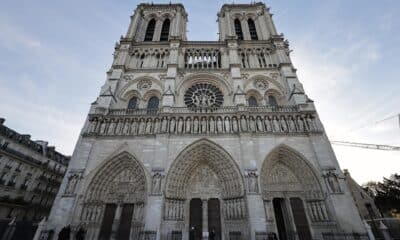 Una vista general de la Catedral de Notre-Dame en París, el 29 de noviembre de 2024. EFE/EPA/CHRISTOPHE PETIT TESSON/POOL