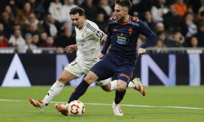 Óscar Mingueza, en el partido de este jueves ante el Real Madrid. EFE/Sergio Pérez