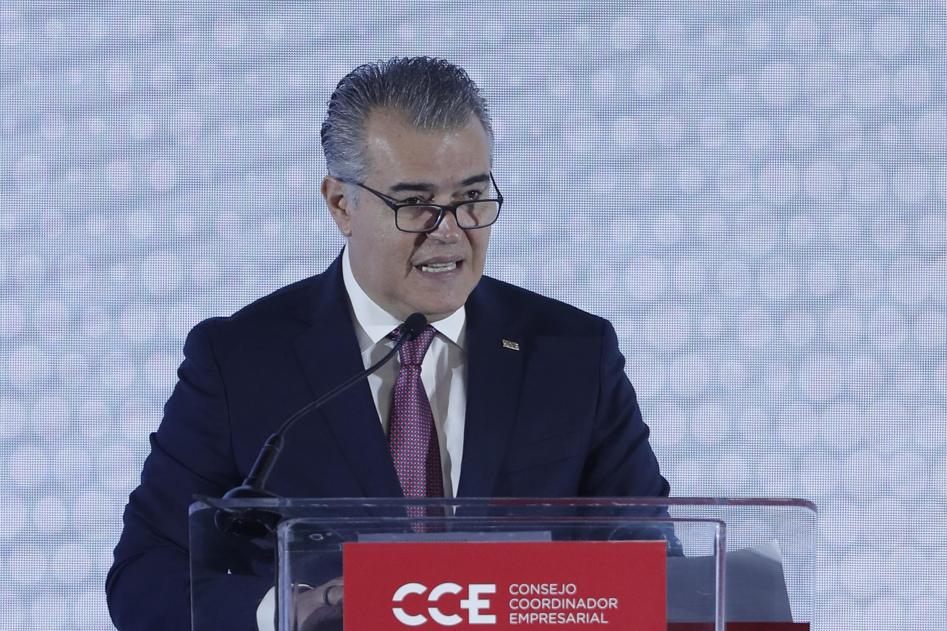 Fotografía del 19 de junio de 2024 del presidente del Consejo Coordinador Empresarial, Francisco Cervantes, durante una reunión con empresarios en Ciudad de México (México). EFE/ Isaac Esquivel