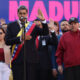 El líder chavista Nicolás Maduro (c) participa en un acto público en Caracas (Venezuela). EFE/ Ronald Peña R.