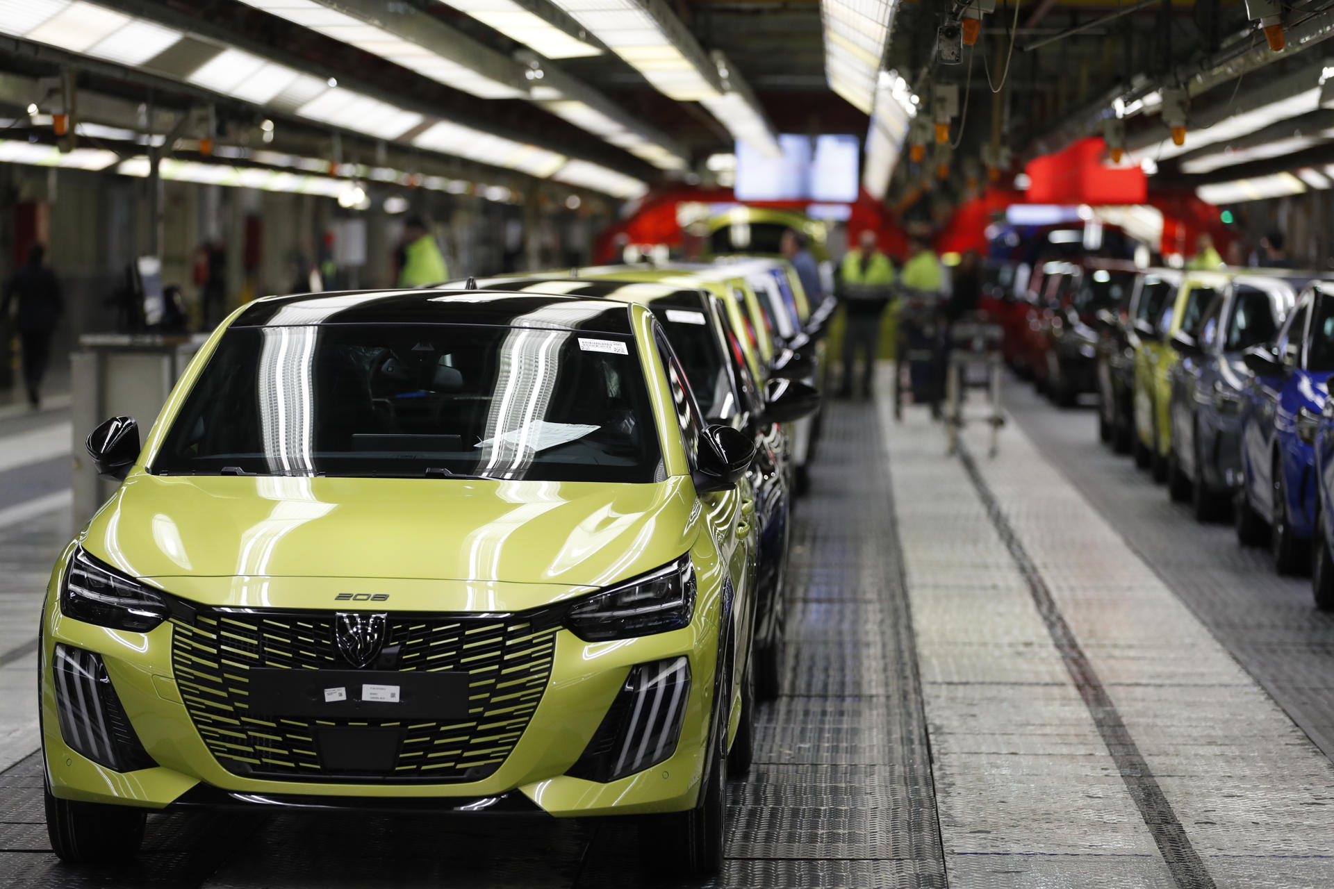 Fotografía de archivo de una planta automotriz de Stellantis. EFE/ Javier Belver