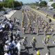 Trabajadores de la Secretaría Salud del estado desfilan durante un acto protocolario este jueves en el municipio de Tapachula, en Chiapas (México). EFE/ Juan Manuel Blanco