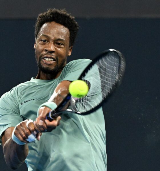 Foto de archivo de Gael Monfils, que con 38 años y 4 meses, se ha convertido en el ganador con más edad de la era ATP. EFE/EPA/DARREN ENGLAND AUSTRALIA AND NEW ZEALAND OUT