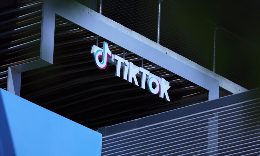 Fotografía de archivo del logo de Titktok. EFE/EPA/ALLISON DINNER