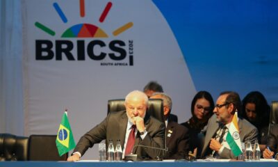 Fotografía de archivo del presidente brasileño, Luiz Inácio Lula da Silva, en la cumbre de los BRICS de 2023 en Johannesburgo. EFE/EPA/KIM LUDBROOK / POOL