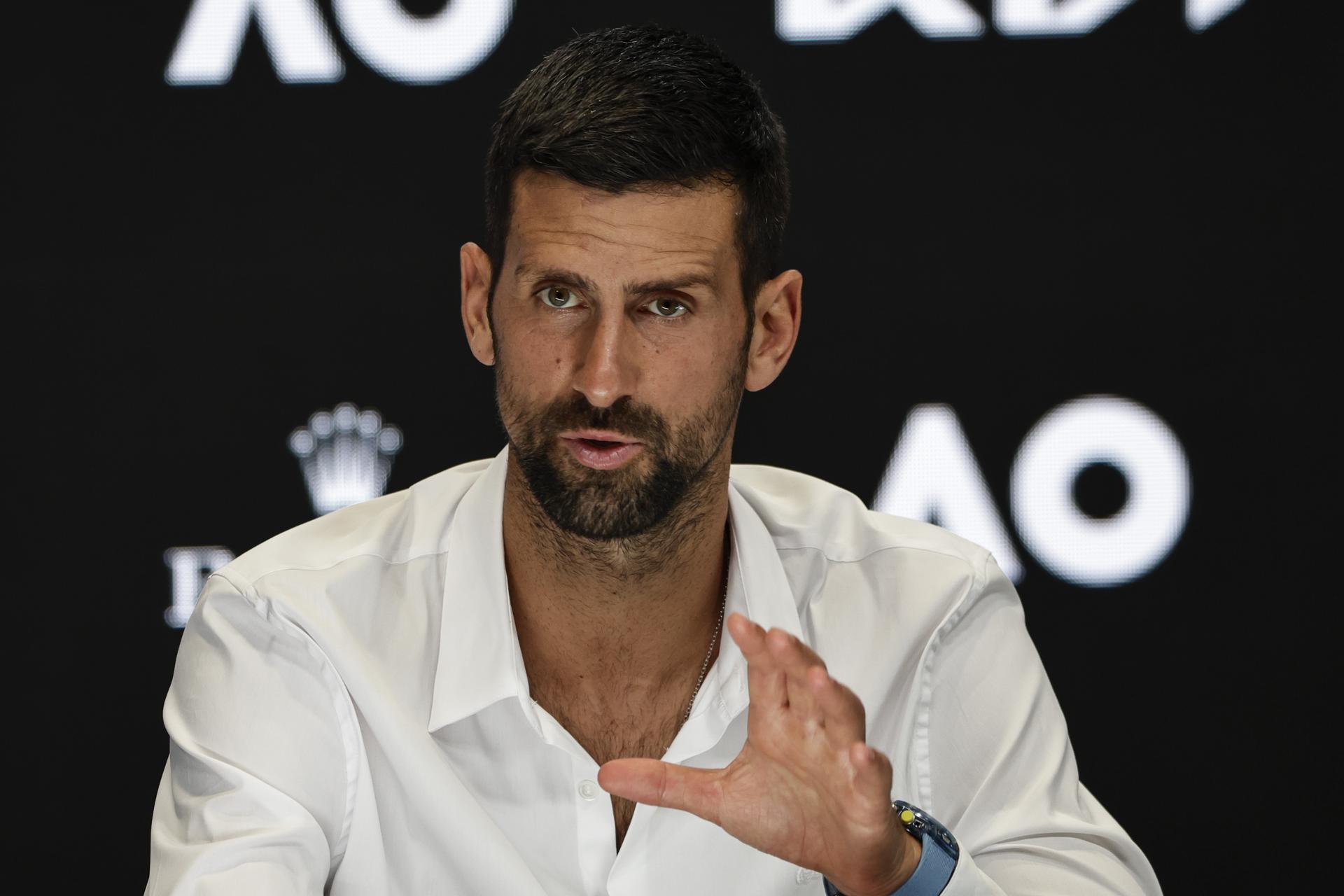 Novak Djokovic, durante la conferencia de prensa previa al Abierto de Australia en Melbourne Park. EFE/EPA/ROLEX DELA PENA