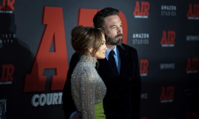 Imagen de archivo de Jennifer López y Ben Affleck. EFE/EPA/ETIENNE LAURENT