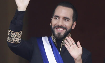 Fotografía de archivo del 1 de junio de 2024 del presidente de El Salvador, Nayib Bukele, en la Plaza Gerardo Barrios de San Salvador (El Salvador). EFE/ Bienvenido Velasco