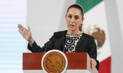 La presidenta de México, Claudia Sheinbaum, habla durante una rueda de prensa este martes, en el Palacio Nacional en Ciudad de México (México). EFE/ Isaac Esquivel