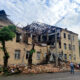 Imagen de archivo un edificio de Járkov destruido en un ataque ruso. EFE/ Marcel Gascón