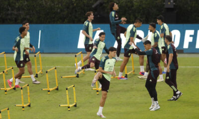 Jugadores de la selección mexicana de fútbol entrenan en el Estadio Akron de Guadalajara (México). Archivo. EFE/ Francisco Guasco