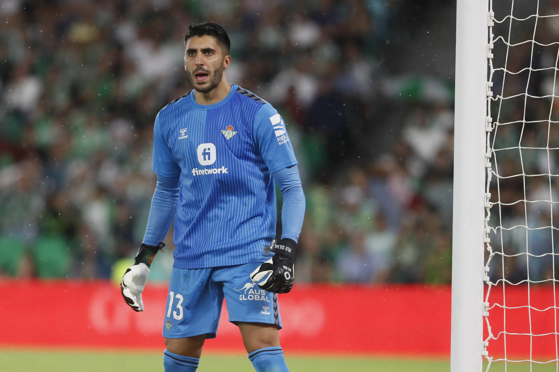 El guardameta del Betis, Rui Silva, en el estadio Benito Villamarín de Sevilla en foto de archivo de José Manuel Vidal.EFE