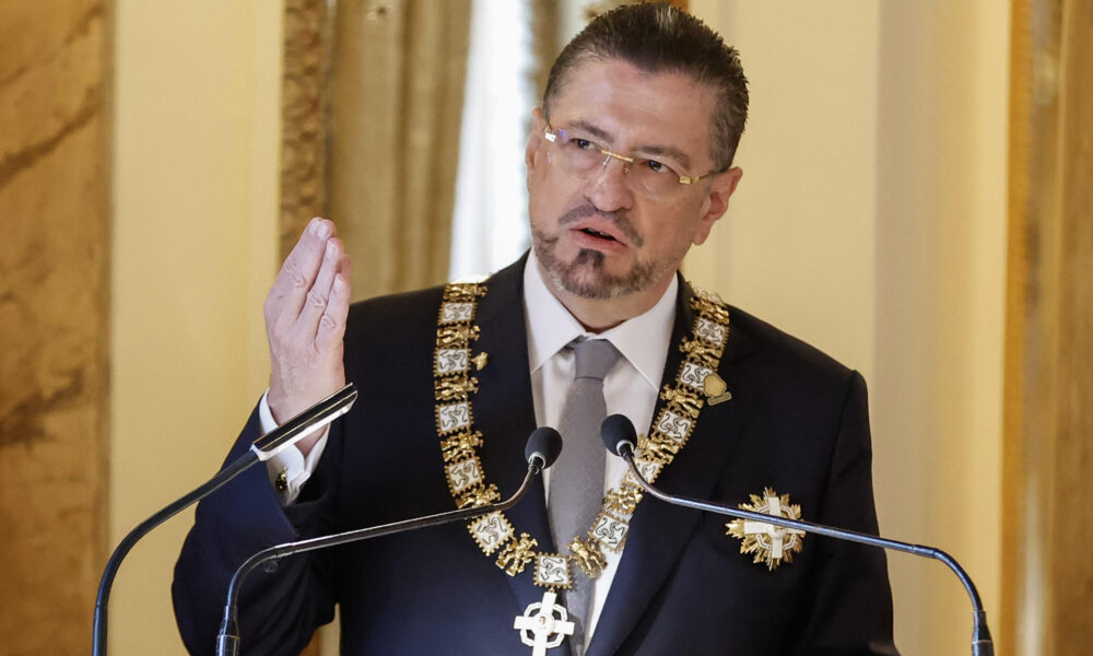 Foto de archivo del presidente de Costa Rica, Rodrigo Chaves. EFE/ Bienvenido Velasco