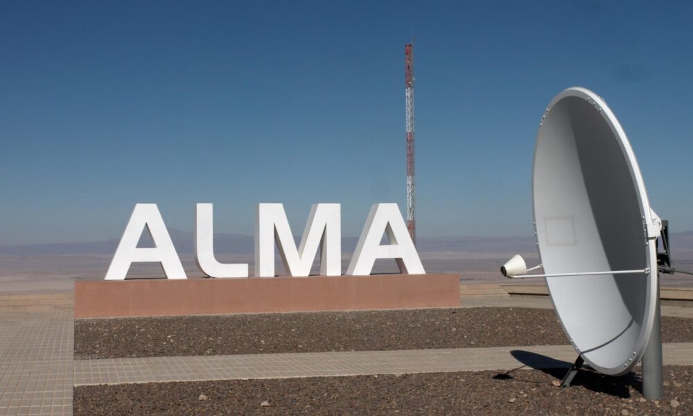 Fotografía de archivo de antenas del Atacama Large Milimeter/submillimeter Array, en San Pedro De Atacama, Antofagasta (Chile). EFE/ Rodrigo Saez